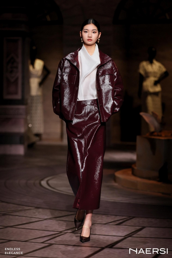 NAERSI官宣升级国际轻奢品牌——一场大秀背后的经营理念跃迁 