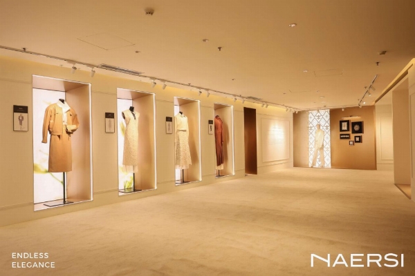 NAERSI官宣升级国际轻奢品牌——一场大秀背后的经营理念跃迁 