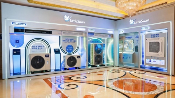 对话美的家用中央空调研发总监雷俊杰：48年小天鹅再出发，从健康洗护到健康空气的品牌进阶之路