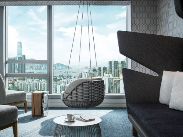 可以入住的五星酒店中，这家艺术画廊酒店为何备受青睐 