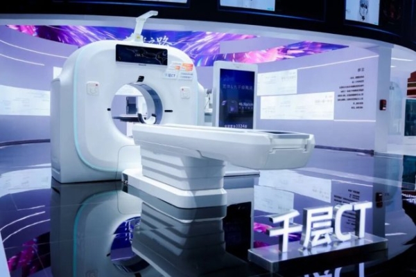 从「追光」者到「造光」者：东软医疗的高端设备突围之路 