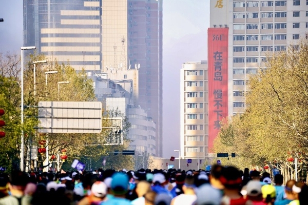 包揽多项冠军：361°燃爆2026青岛马拉松 