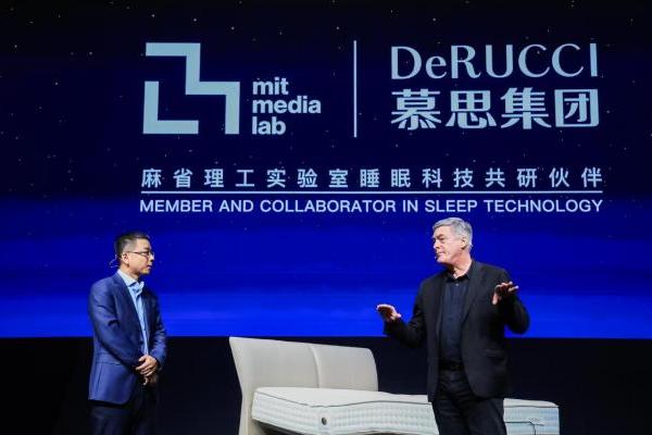 智能睡眠进入生态时代，慕思携手华为鸿蒙打造卧室“睡眠中枢” 
