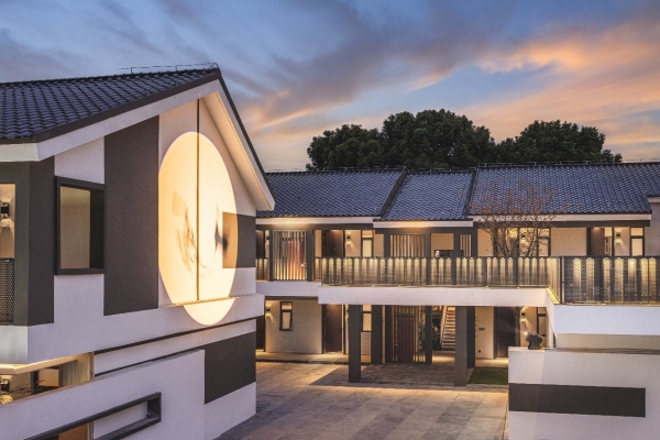 一券解锁四座诗意古镇，万达生活方式酒店邀您住进江南春天里 