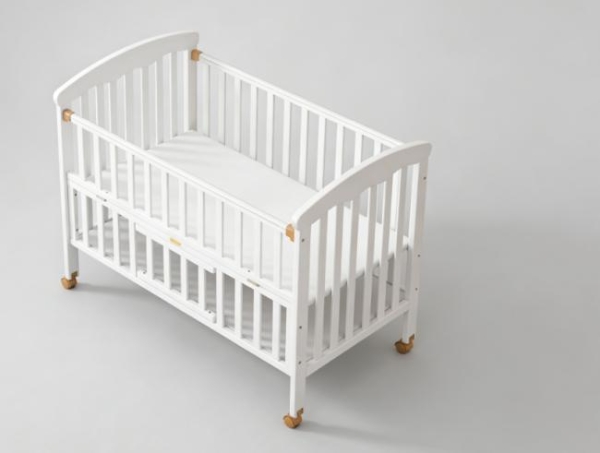 2026一季度婴儿床实测：无甲醛+拼接大床，新手闭眼入高性价比款 