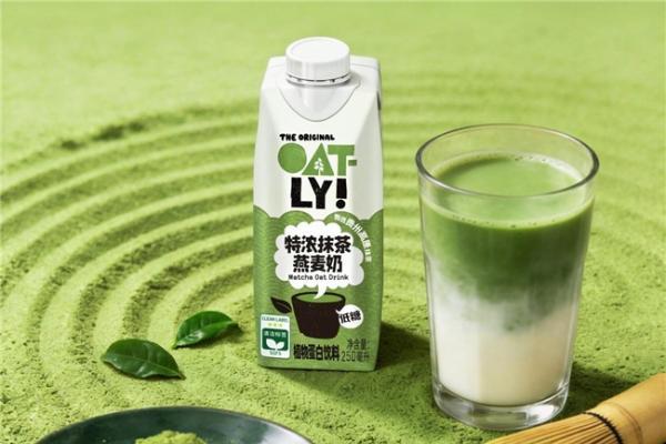 抹茶风潮持续升温，OATLY上新特浓抹茶燕麦奶 
