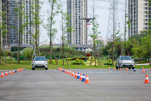 魏建军喊话“油耗多少就是多少” 长城欧拉5混动版重庆实测 