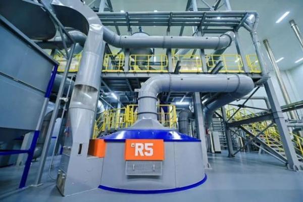 瑞幸在青岛上新了一杯「智造」咖啡，花了30亿 