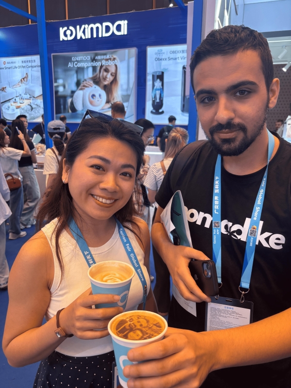 破记录：全能冠军咖啡机器人COFE+畅销65国，登顶全球 