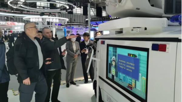 海信亮相第十六届交博会：以硬核智慧交管方案破解交通治理痛点 