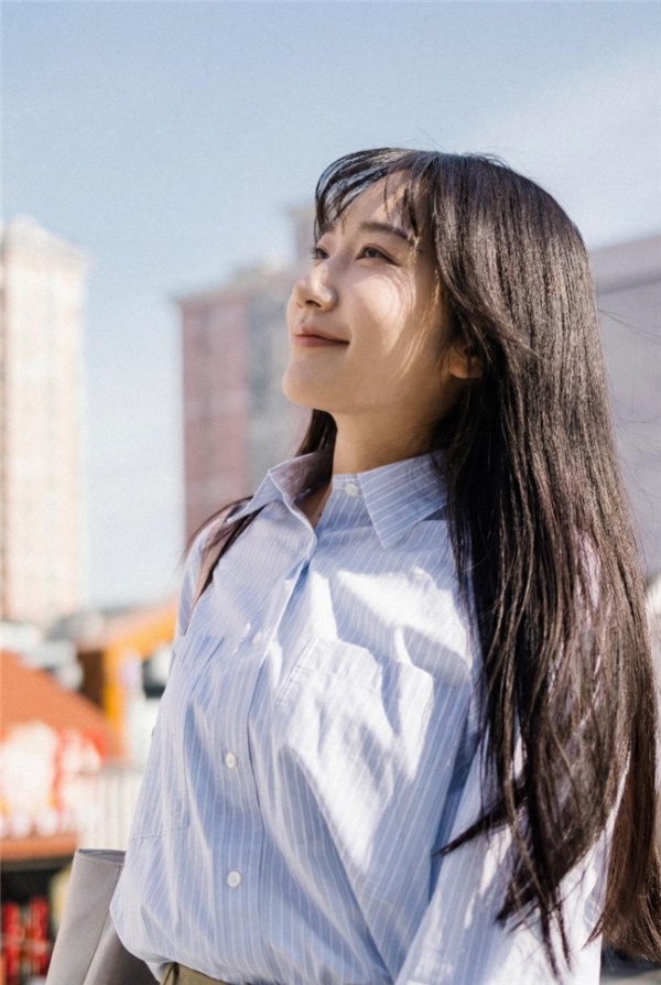 佳能EOS R50：颜值与实力并存，承包你的美好瞬间  