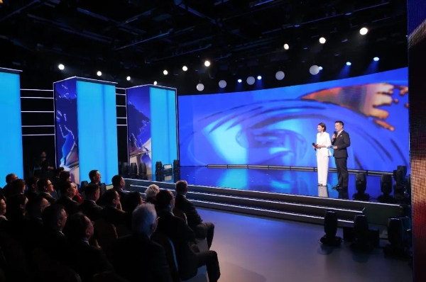 以信而立 拥抱变化 凤凰卫视在港庆祝成立30周年 