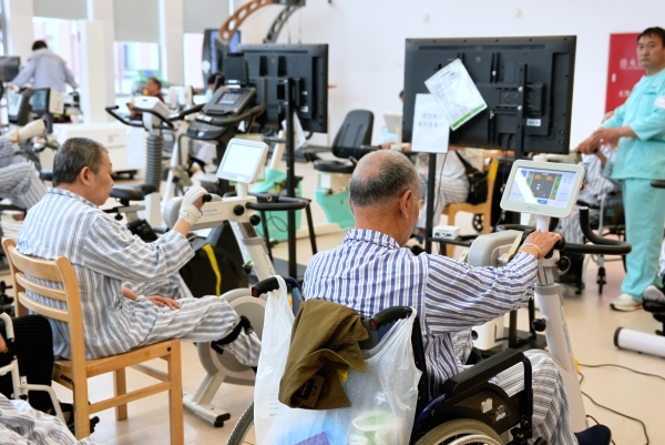 科技赋能民生｜傅利叶助力上海打造具身智能康养标杆 