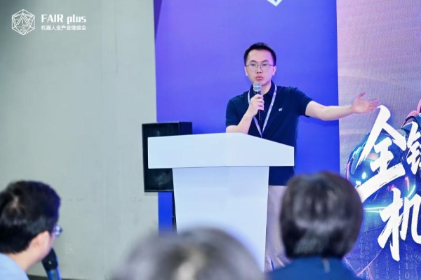 灵感机器人张雅展:触觉革命让智能“感知”世界 