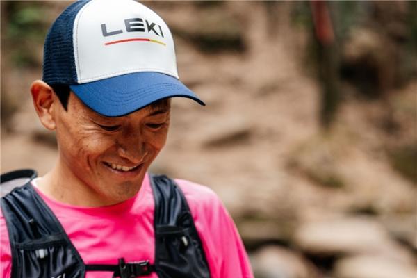 全球手杖品牌LEKI官宣四郎多吉为国际运动员，以冠军科技领跑越野装备 