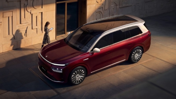 旗舰破界 华为乾崑｜奕境首款车型 X9重磅登场 