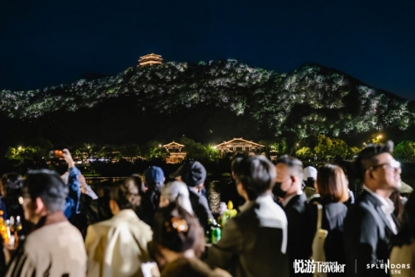 《悦游Condé Nast Traveler》携手杭州金茂览秀城举办启幕仪式，以一场沉浸式盛典定义城市微度假