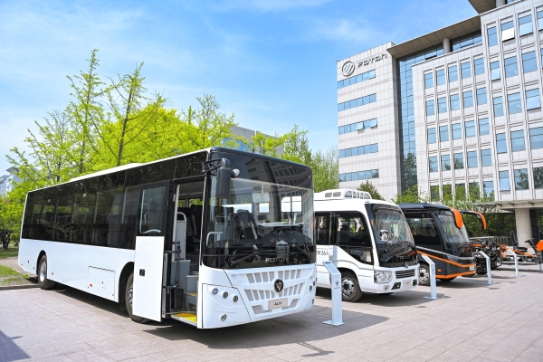 智行无界 通达全球！福田欧辉客车成为全球品牌日焦点 向世界展示中国智造魅力 