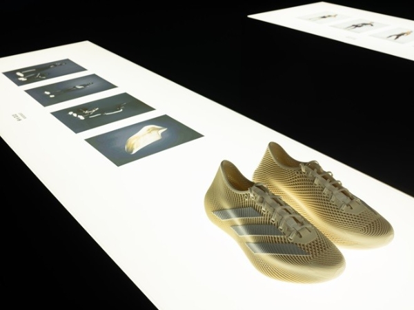 阿迪达斯全球创新发布会：「CLIMACOOL 未来美术馆」亮相上海 