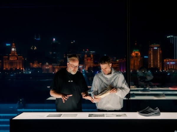 阿迪达斯全球创新发布会：「CLIMACOOL 未来美术馆」亮相上海 