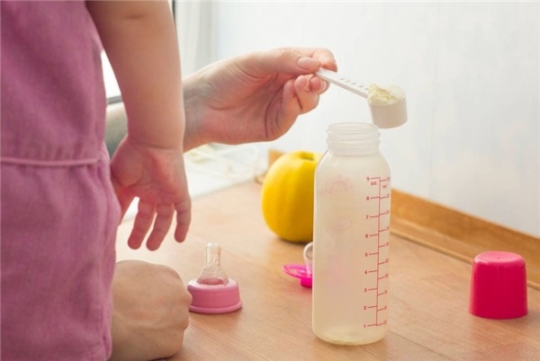 婴儿奶粉口碑最好的前十名：品质之选，守护宝宝成长口粮 