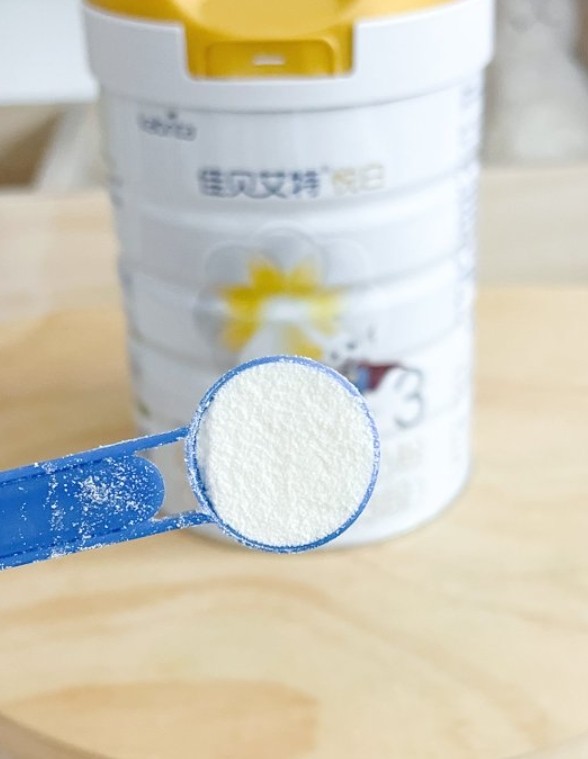 婴儿奶粉口碑最好的前十名：品质之选，守护宝宝成长口粮 