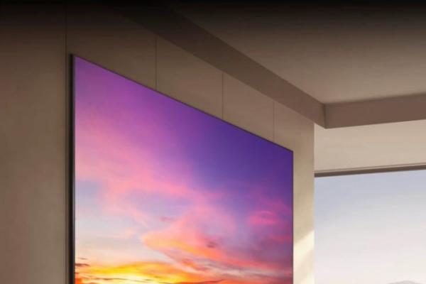 买花园洋房选百吋海信小墨E5，阳光客厅秒变私人追剧影院 