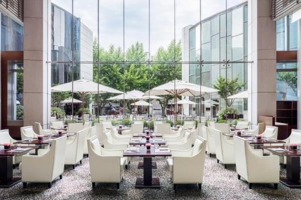 上海酒店服务好的有哪些？新天地朗廷：161年英伦底蕴，用细节把奢华刻进骨子里 