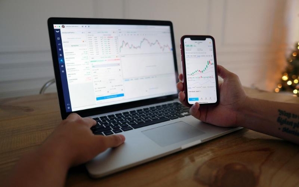 股掌柜视角：央行发力稳金融市场 