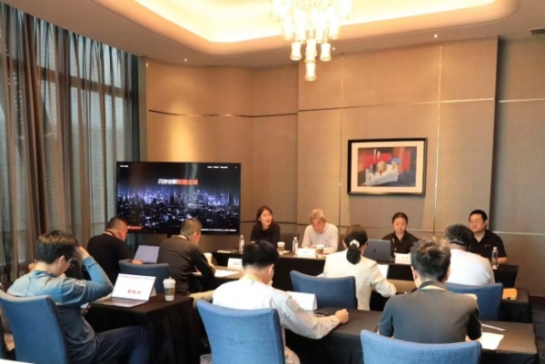 当算力狂奔，存储如何成为智能时代的关键设施 