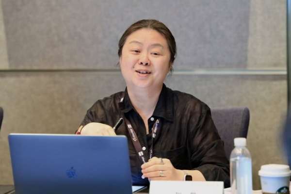 当算力狂奔，存储如何成为智能时代的关键设施 