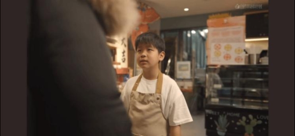 他拍下孤独症孩子的故事，带2108万人看到了“星星”