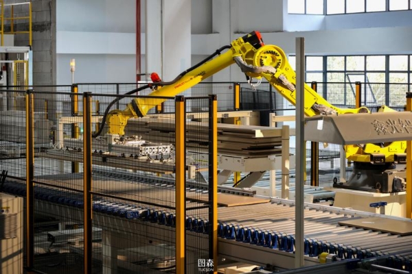 图森 18 周年马拉松：从高端定制到家居生态，让奔跑成为可持续 