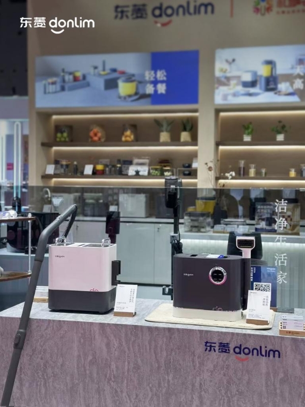 东菱高压植物奶机升级亮相深圳礼品展，高压乳化科技引爆现场试饮热潮