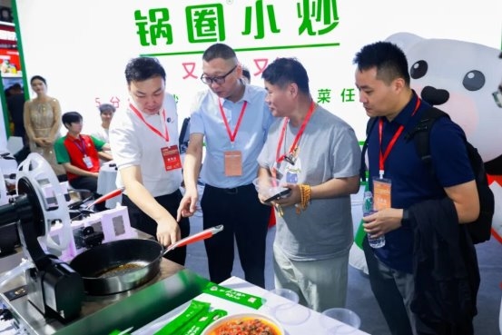 锅圈小炒全球首店马上开业，家庭厨房效率革命正式开启！