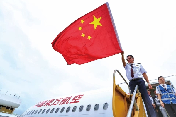 东航飞行团队：为“三飞”当先锋，护航人民美好出行