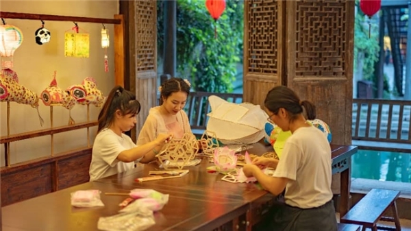 春假去哪儿？避开“审美洼地”，去江南古镇上一堂“流动美育课”