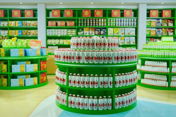 融合文化与科技体验，春光食品以全新姿态亮相消博会 