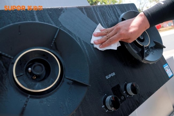 苏泊尔有钛防爆灶 F2重磅推出， 以“安全 2.0”终结灶具自爆痛点