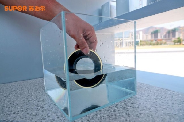 苏泊尔有钛防爆灶 F2重磅推出， 以“安全 2.0”终结灶具自爆痛点