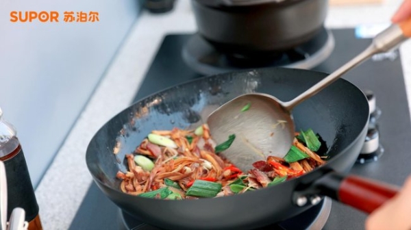 苏泊尔有钛防爆灶 F2重磅推出， 以“安全 2.0”终结灶具自爆痛点