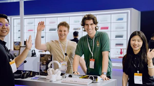 迈从 MCHOSE 亮相香港环球资源消费电子展，双料大奖彰显国际竞争力 