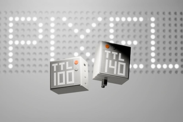 闪极荣获2026红点设计大奖：点阵屏充电器在国际舞台点亮充电之光 