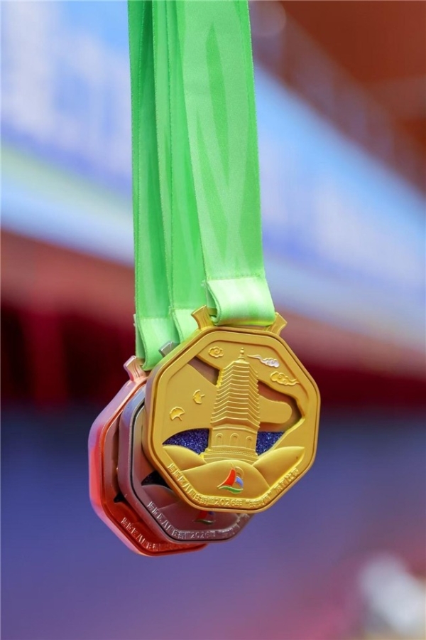 国球聚合力，社企共奋进！2026年八里庄街道“玲珑杯”乒乓球总决赛圆满收官 