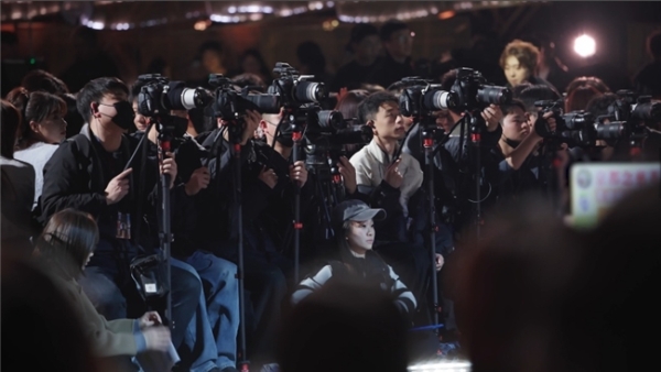 佳能CINEMA EOS系统为《声生不息·华流季》多机位实践赋能 