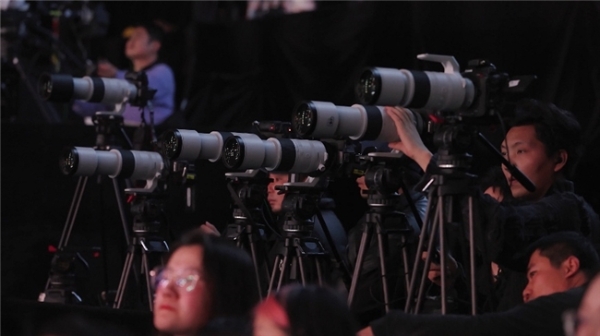 佳能CINEMA EOS系统为《声生不息·华流季》多机位实践赋能 
