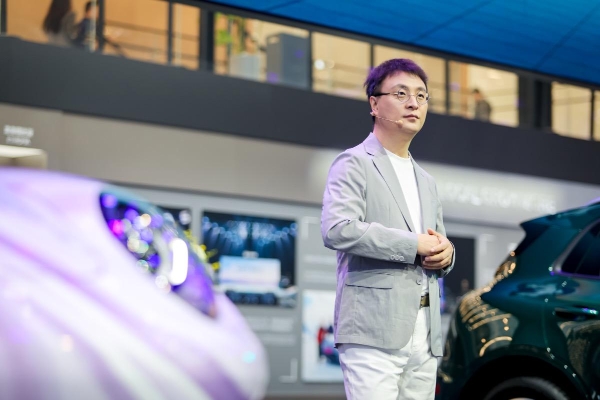 长城欧拉5混动版/燃油版北京车展上市，建议零售价7.98万起/限时换新价6.98万元起 