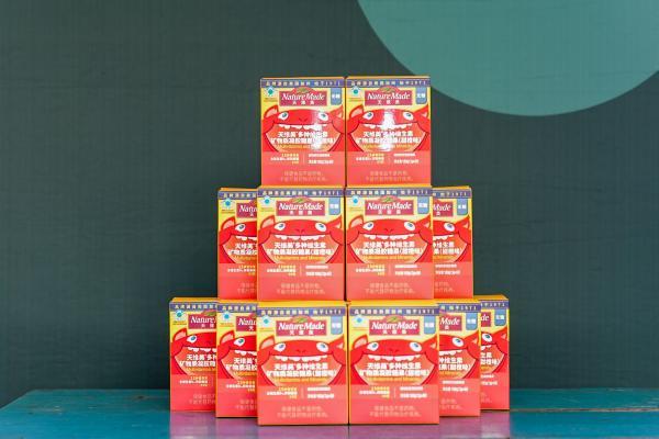 从城市到田野，NatureMade天维美携“多维软糖”关注儿童营养均衡 