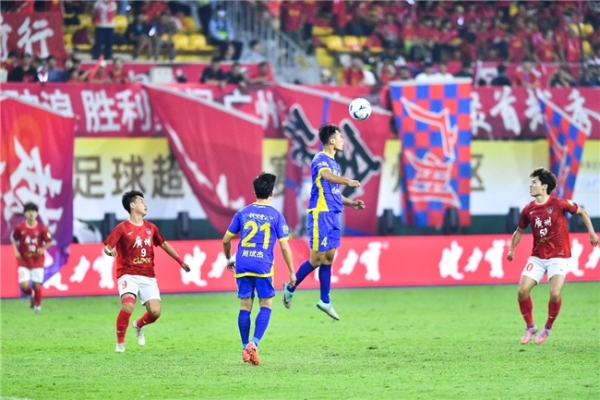 牵手2026粤超联赛，健力宝以四十载体育坚守助力南粤绿茵 