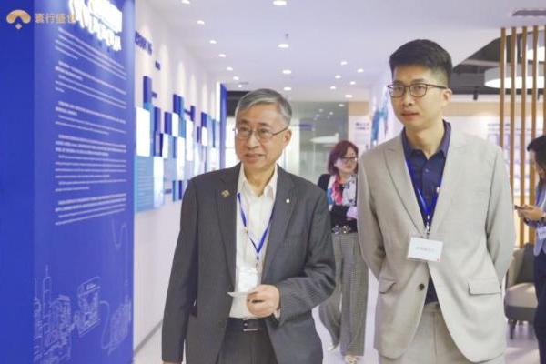 香港定位升级十大中心，寰行盛世解析身份规划新逻辑 